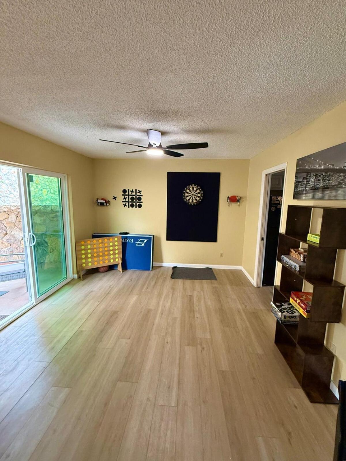 3 Bedroom 2 And A Half Bathroom Townhome Hébergement de vacances El Paso